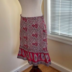 BCBG MAXAZRIA multi-colored skirt. Size S